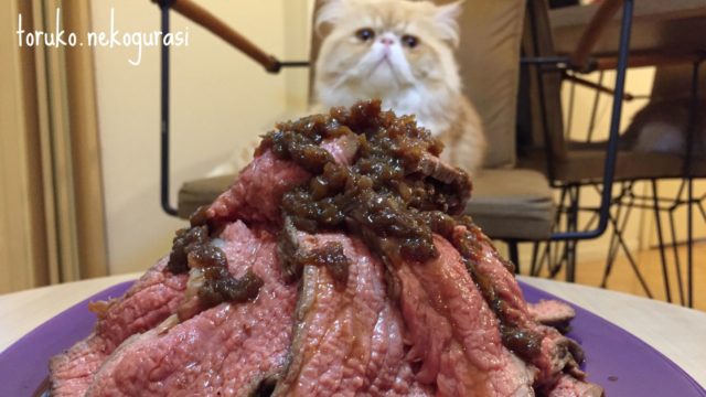 トルコのケバブと肉事情 肉屋で１ｋｇ買ってローストビーフ作ってみた トルコ猫暮らしのブログ